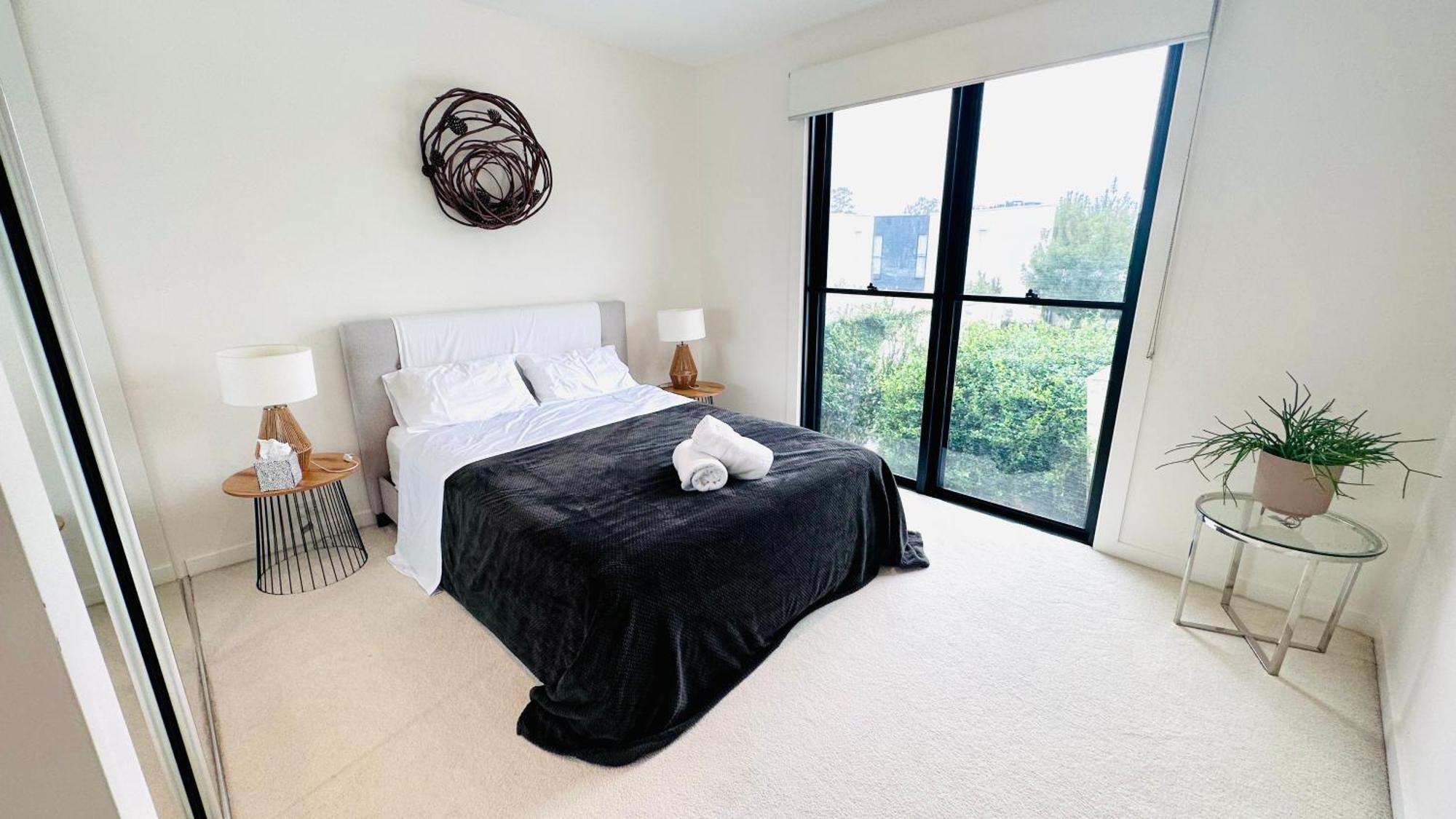Golf Course Apartment *